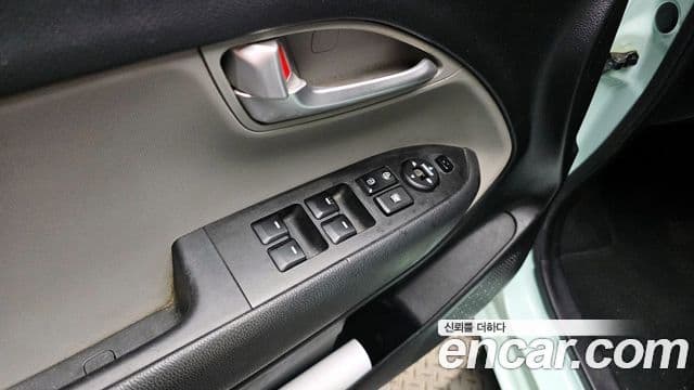 Kia Ray Special, 2012 17