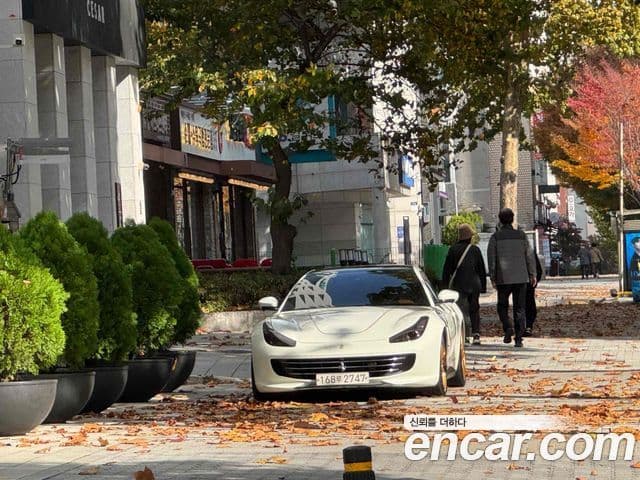 Ferrari GTC4 루쏘 T 3.9 V8, 2020 18