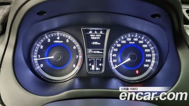 Hyundai Grandeur HG Modern, 2016 8