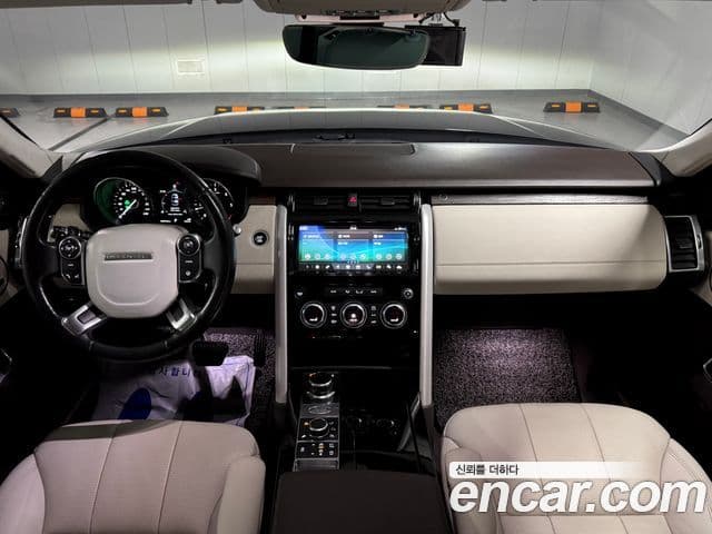 Land Rover Discovery 5 3.0 TD6 HSE, 2017 7