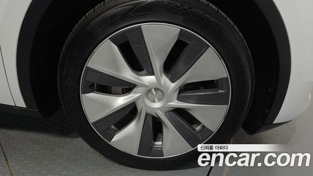 Tesla модель Y, 2023 все фото