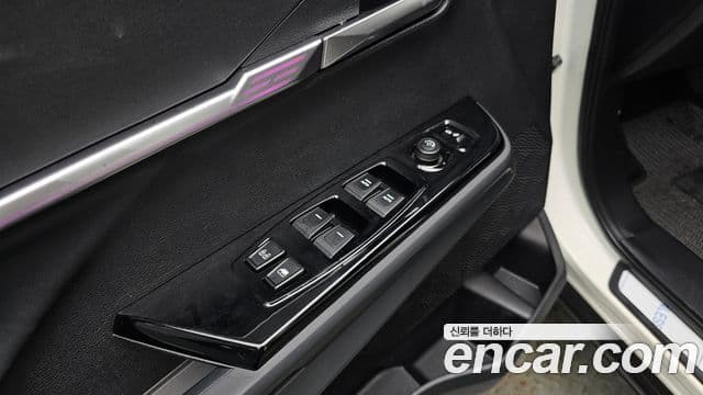 KG모빌리티(SsangYong) Torres T7, 2024 13