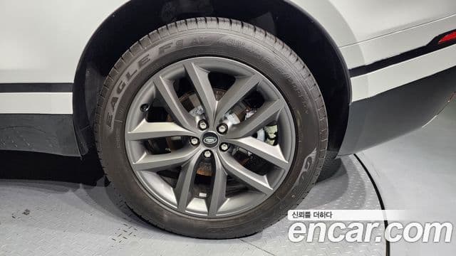 Land Rover Range Rover Velar 2.0 P250 Dynamic SE, 2025 все фото