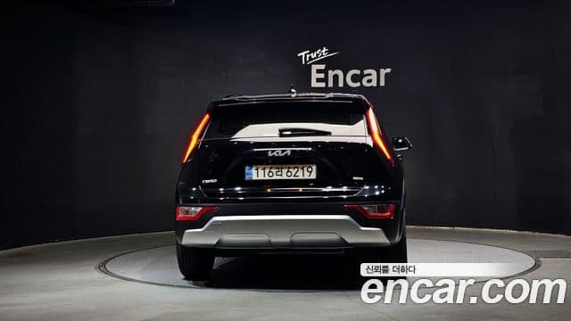 Kia D All New Niro Prestige, 2022 4