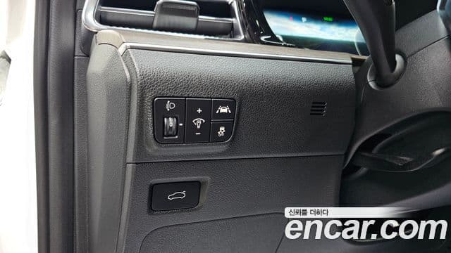 Kia K5 3세대 Signature, 2021 13