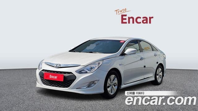 Hyundai Sonata гибрид Modern, 2014 1