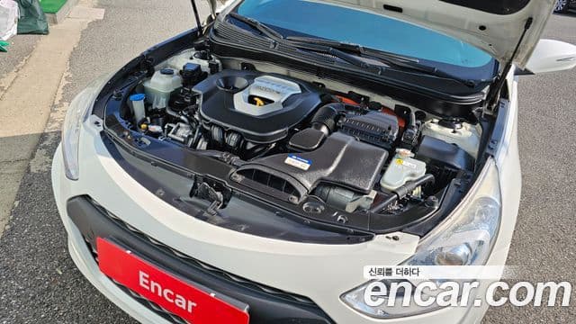 Hyundai Sonata гибрид Modern, 2014 6