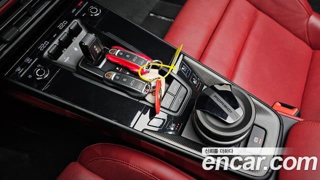 Porsche 911 (992) Carrera 4 GTS кабриолет, 2022 9