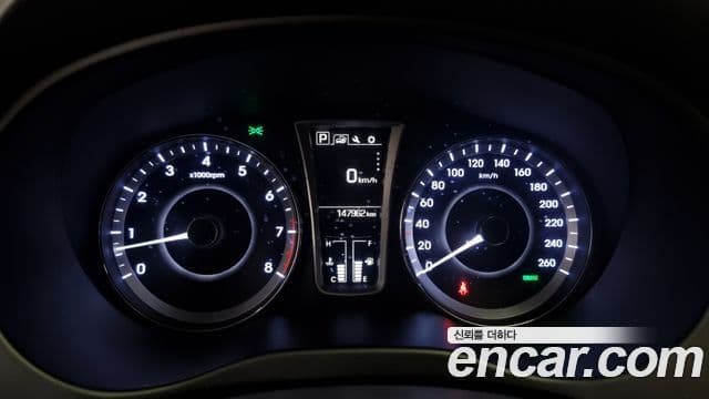 Hyundai Aslan Modern, 2015 8