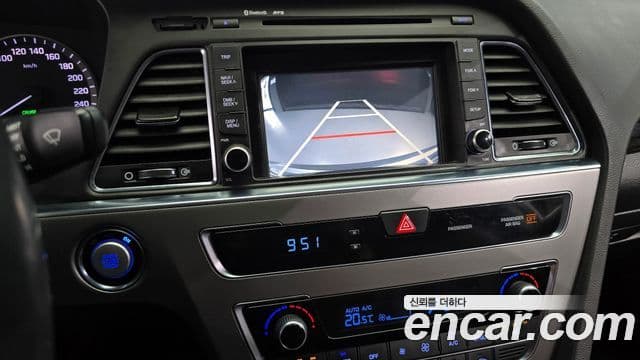 Hyundai LF Sonata 1.7 дизель Smart, 2016 15