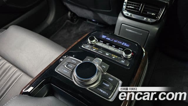 Genesis EQ900 Premium Luxury, 2018 19