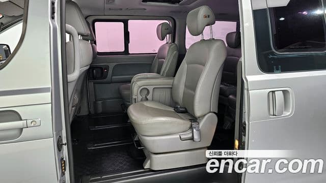 Hyundai The / новый New Grand Starex Modern, 2019 12