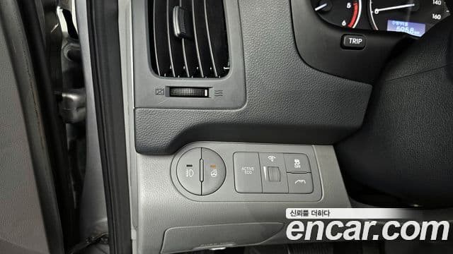 Hyundai The / новый New Grand Starex Modern, 2019 17