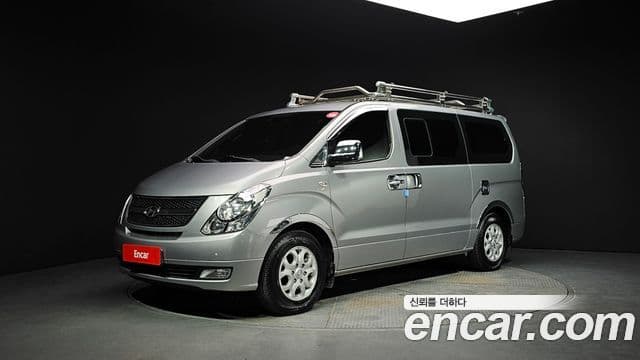 Hyundai Grand Starex CVX Deluxe, 2014 1