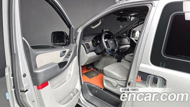 Hyundai Grand Starex CVX Deluxe, 2014 10