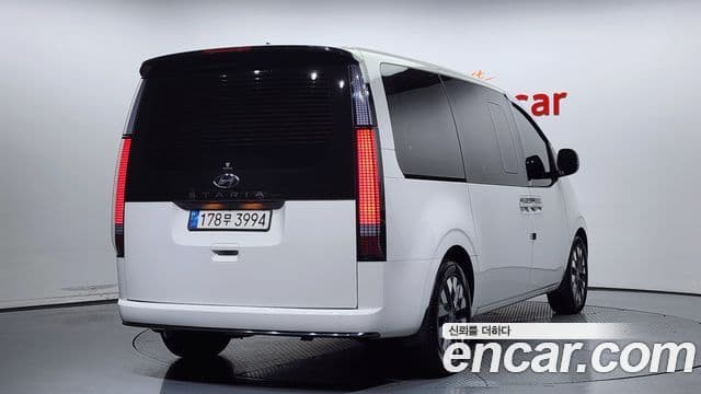 Hyundai Staria Prestige, 2023 2