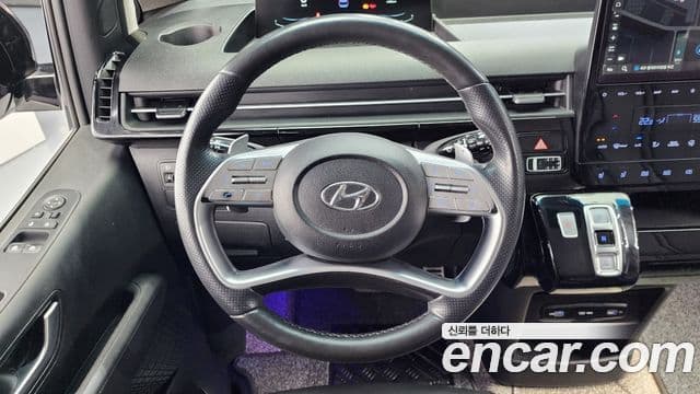 Hyundai Staria Prestige, 2023 13