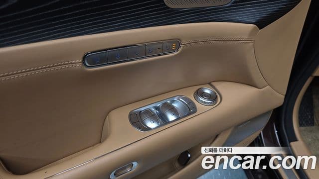 Genesis G90 (RS4) бензин 3.5 турбо AWD, 2023 11