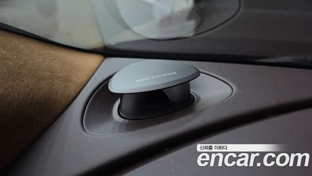 Genesis G90 (RS4) бензин 3.5 турбо AWD, 2023 18