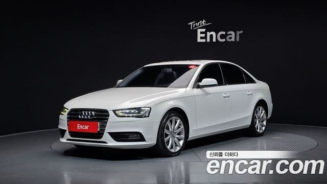 Audi New A4 B8, 2015 1