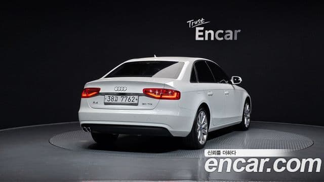 Audi New A4 B8, 2015 4