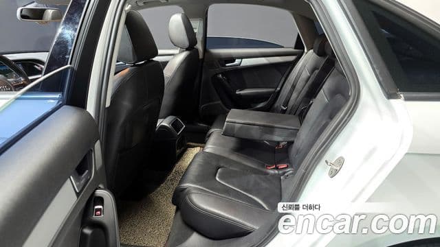 Audi New A4 B8, 2015 13