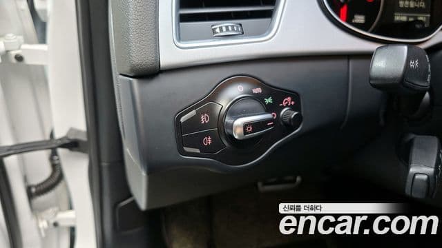 Audi New A4 B8, 2015 17