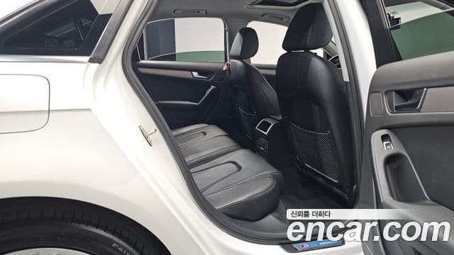 Audi New A4 B8, 2015 12