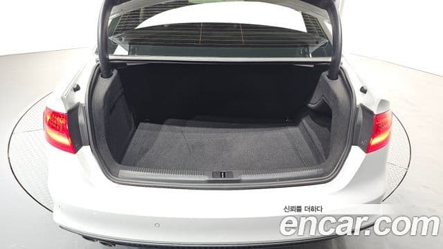 Audi New A4 B8, 2015 20