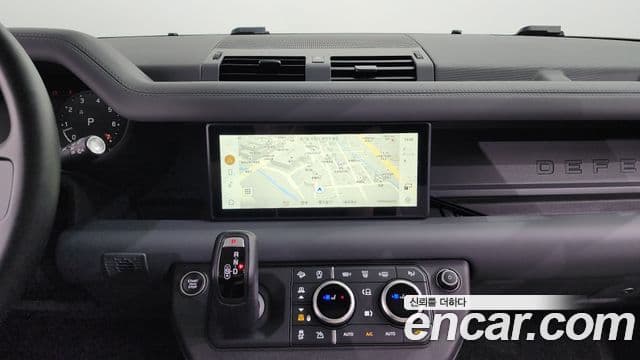 Land Rover Defender (L663) 110 P300 X-Dynamic SE, 2024 15