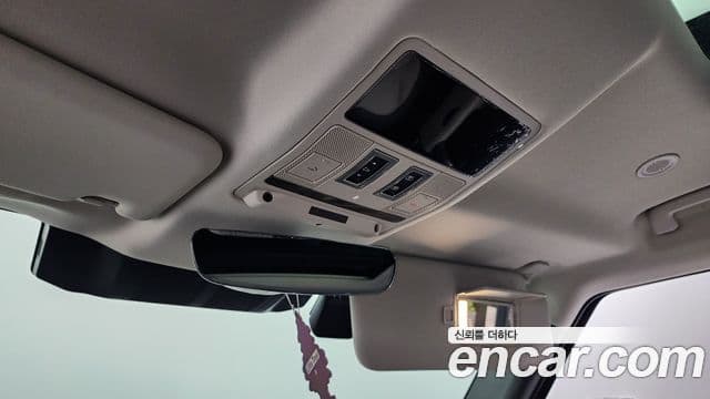 Land Rover Defender (L663) 110 P300 X-Dynamic SE, 2024 17