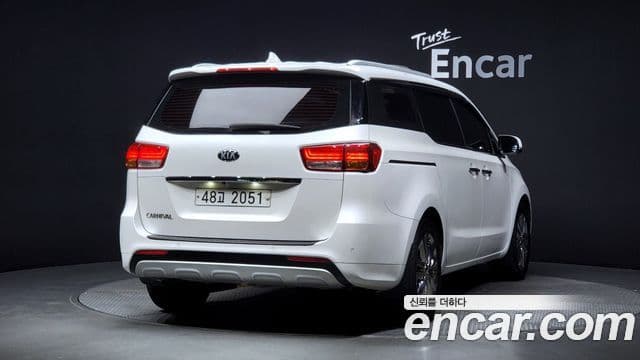 Kia All New Carnival Prestige, 2015 2
