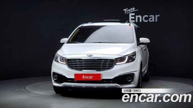 Kia All New Carnival Prestige, 2015 3