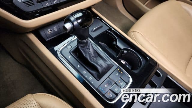 Kia All New Carnival Prestige, 2015 9