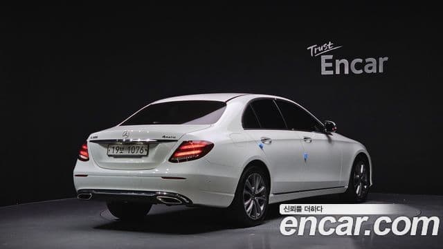 Mercedes-Benz E-класс W213 Avantgarde, 2019 2