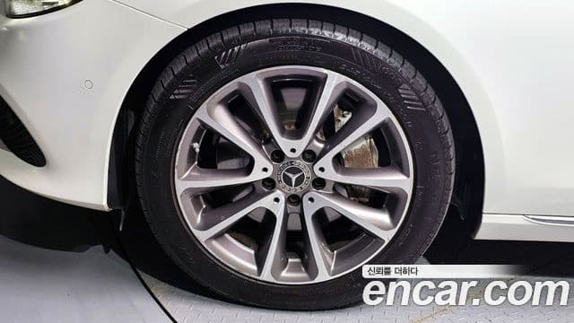 Mercedes-Benz E-класс W213 Avantgarde, 2019 все фото