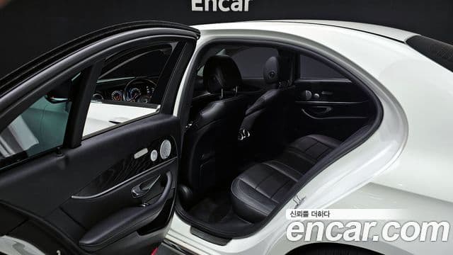 Mercedes-Benz E-класс W213 Avantgarde, 2019 12