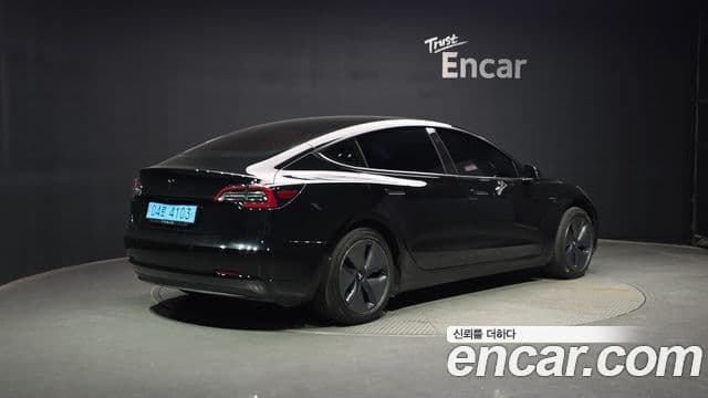 Tesla модель 3 Standard Range Plus, 2020 2
