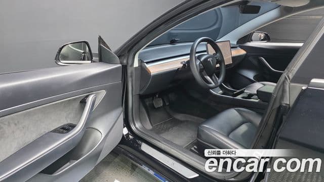 Tesla модель 3 Standard Range Plus, 2020 10