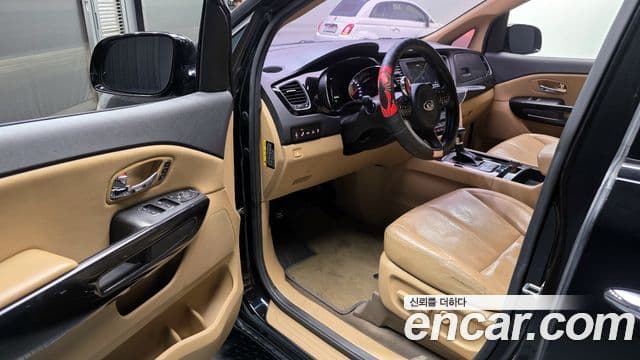 Kia All New Carnival Noblesse, 2018 10