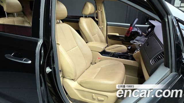 Kia All New Carnival Noblesse, 2018 12