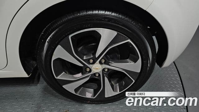 Chevrolet(GM대우) The / новый New 아베오 хэтчбек 1.4 турбо LT, 2017 все фото