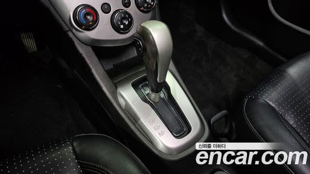 Chevrolet(GM대우) The / новый New 아베오 хэтчбек 1.4 турбо LT, 2017 9