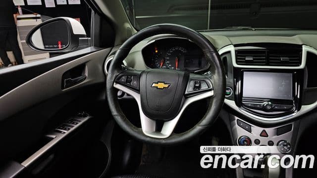 Chevrolet(GM대우) The / новый New 아베오 хэтчбек 1.4 турбо LT, 2017 13
