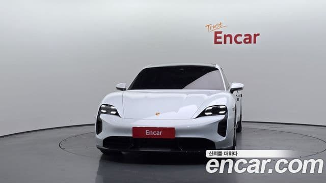 Porsche 타이칸 турбо, 2021 3