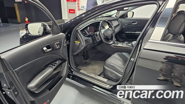 Kia K9 Special, 2013 11