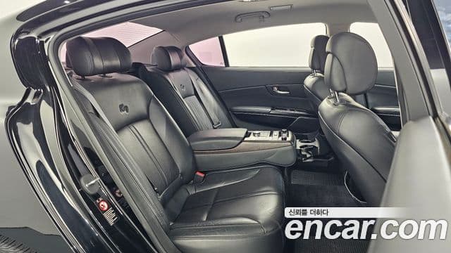 Kia K9 Special, 2013 12