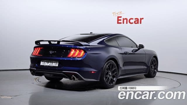 Ford Mustang купе, 2020 2