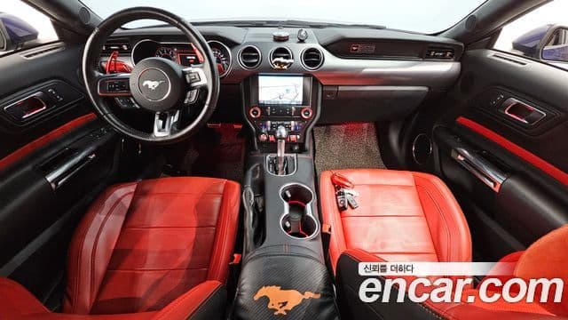 Ford Mustang купе, 2020 7