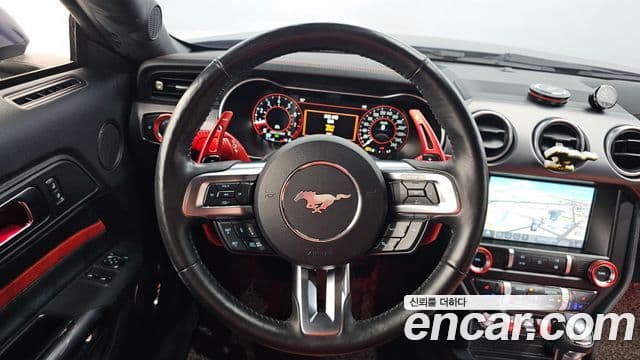 Ford Mustang купе, 2020 13